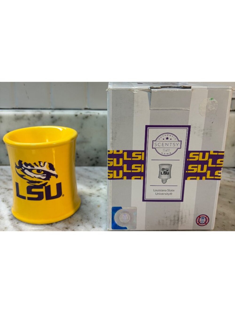 Scentsy LSU Tigers Mini Warmer Wall Plug In Yellow Louisiana State University